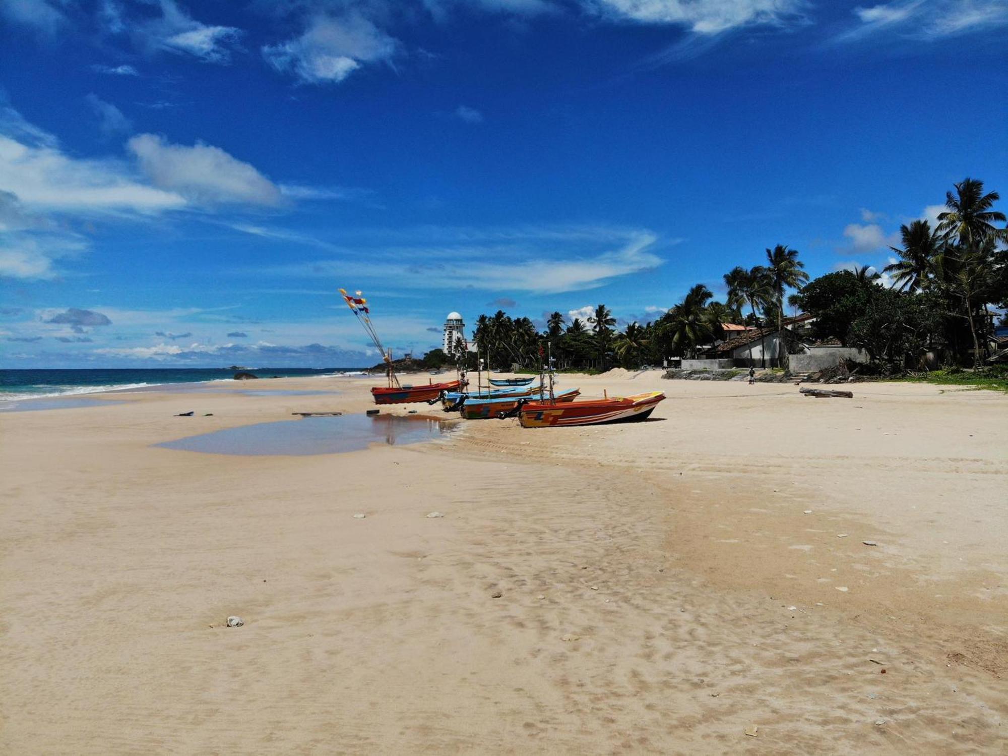 Dinuli Home Stay Ahungalla Buitenkant foto