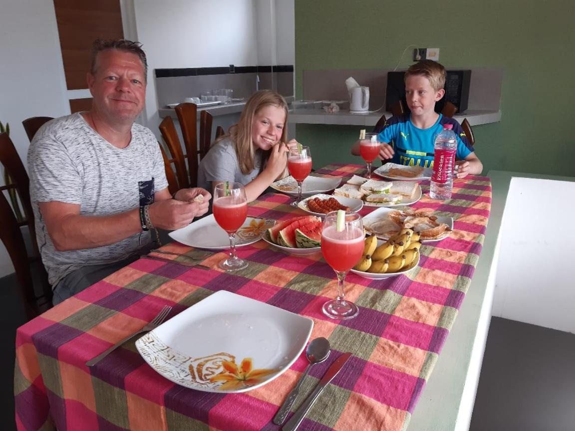 Dinuli Home Stay Ahungalla Buitenkant foto