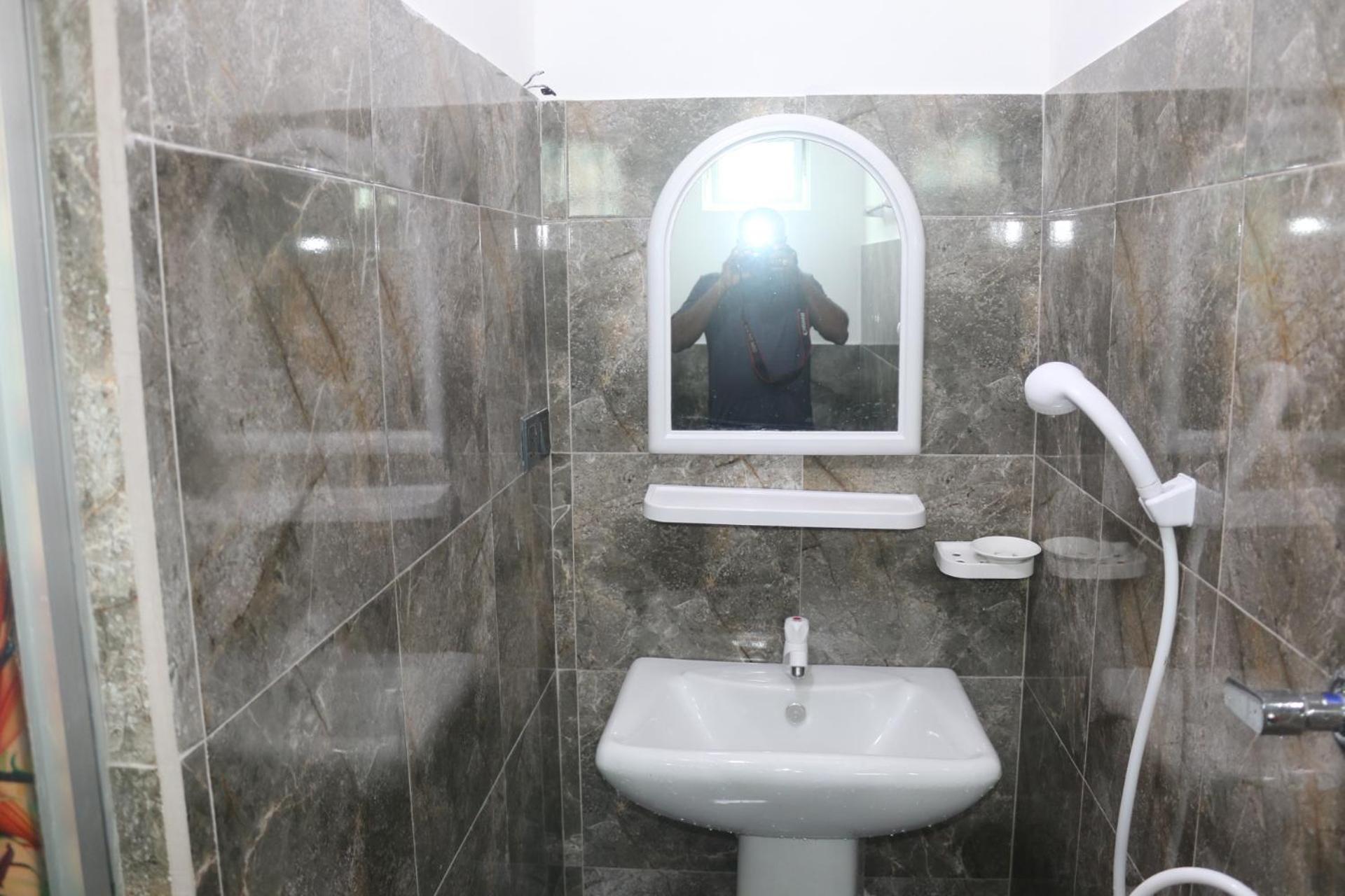Dinuli Home Stay Ahungalla Buitenkant foto