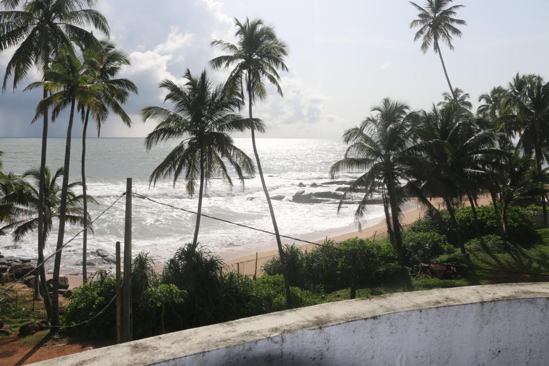 Dinuli Home Stay Ahungalla Buitenkant foto
